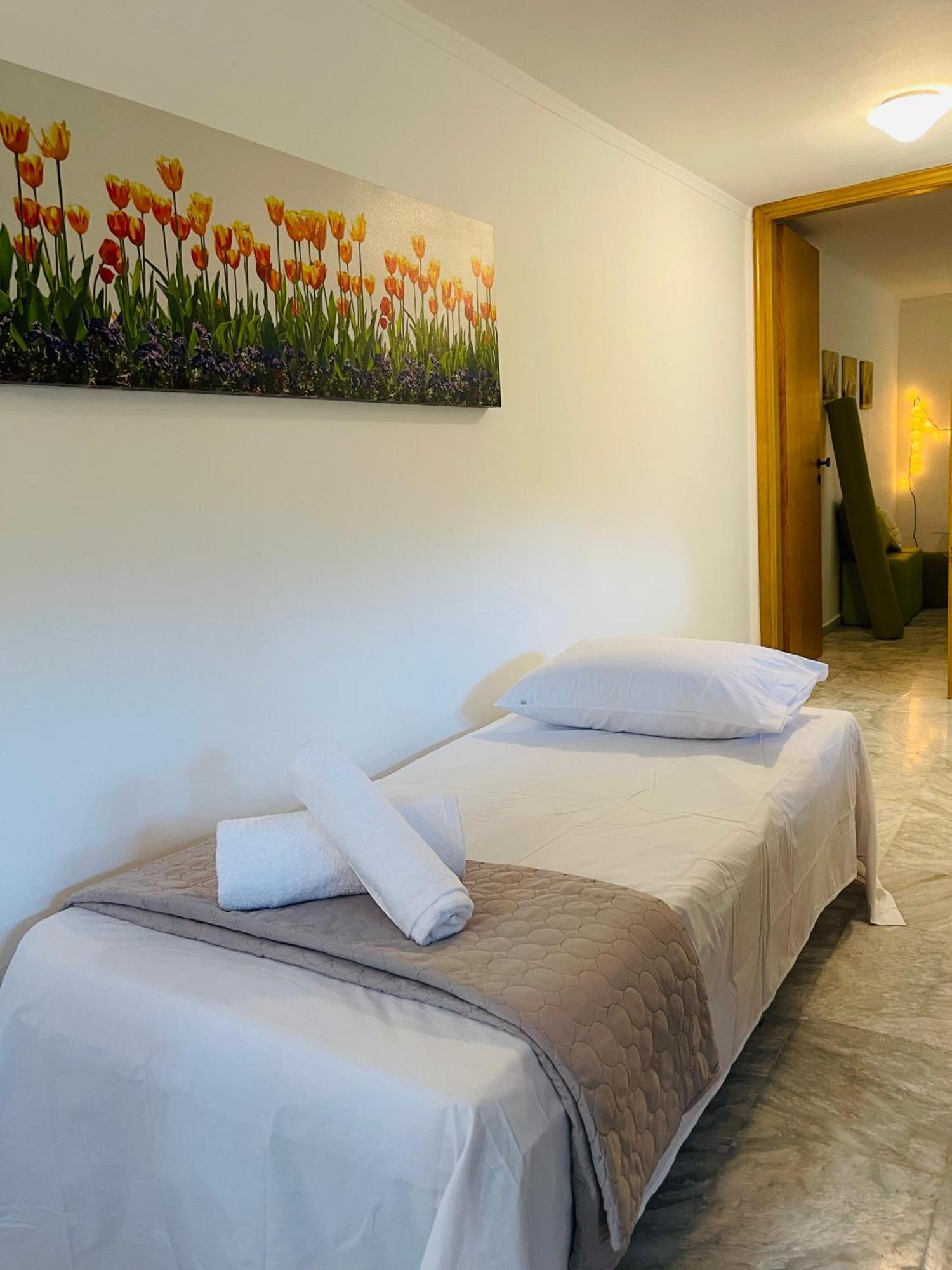 Erotospilia Porto Rafti Near The Athens Airportアパートメント エクステリア 写真