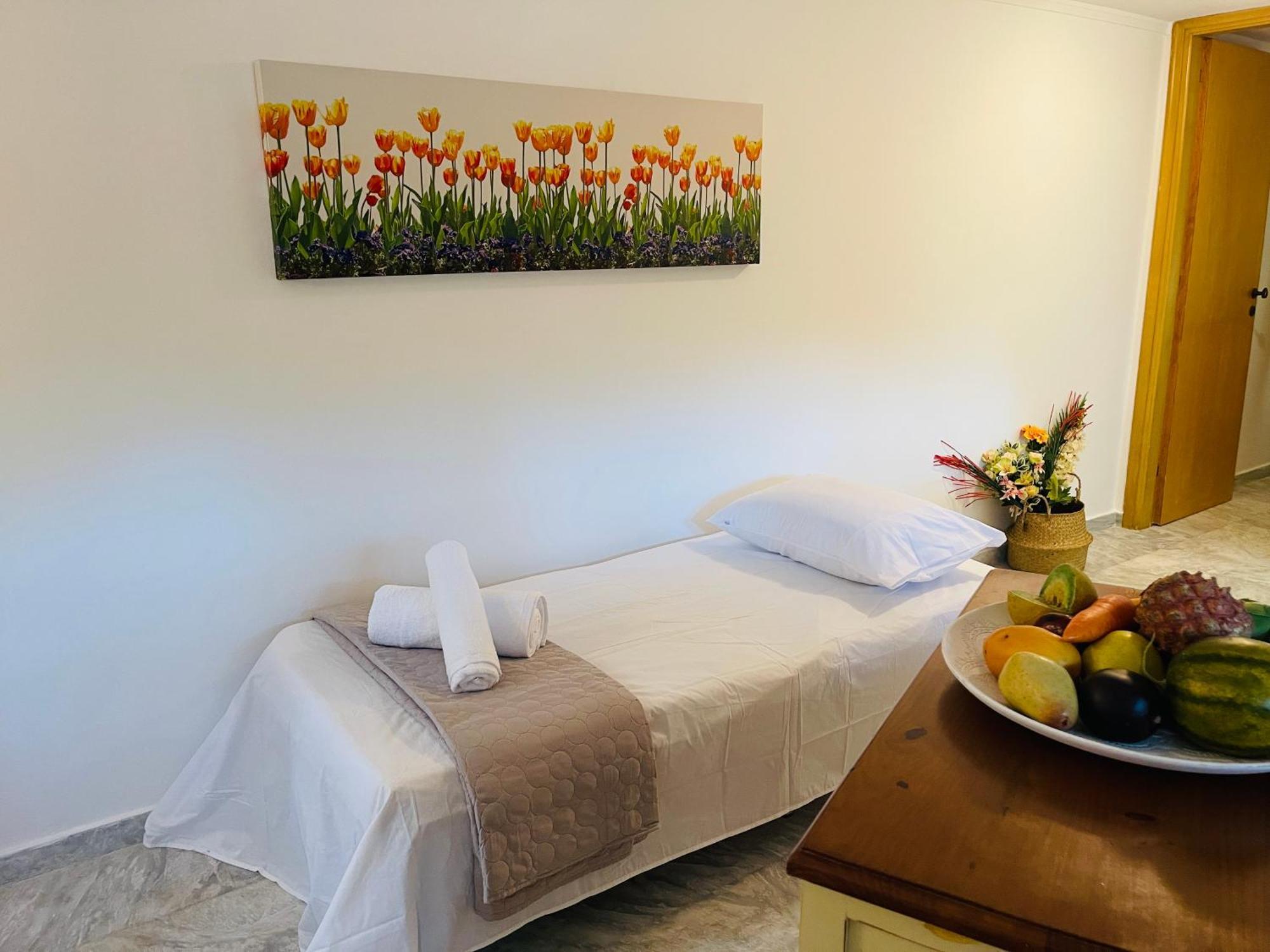 Erotospilia Porto Rafti Near The Athens Airportアパートメント エクステリア 写真