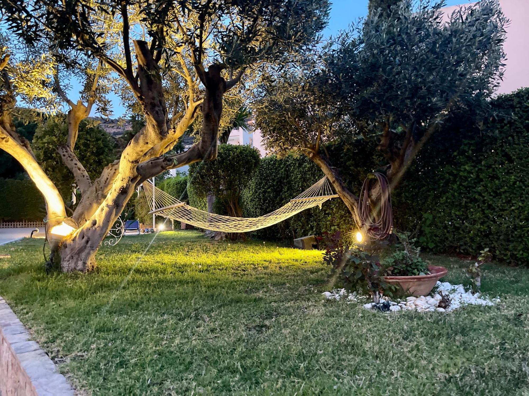 Erotospilia Porto Rafti Near The Athens Airportアパートメント エクステリア 写真
